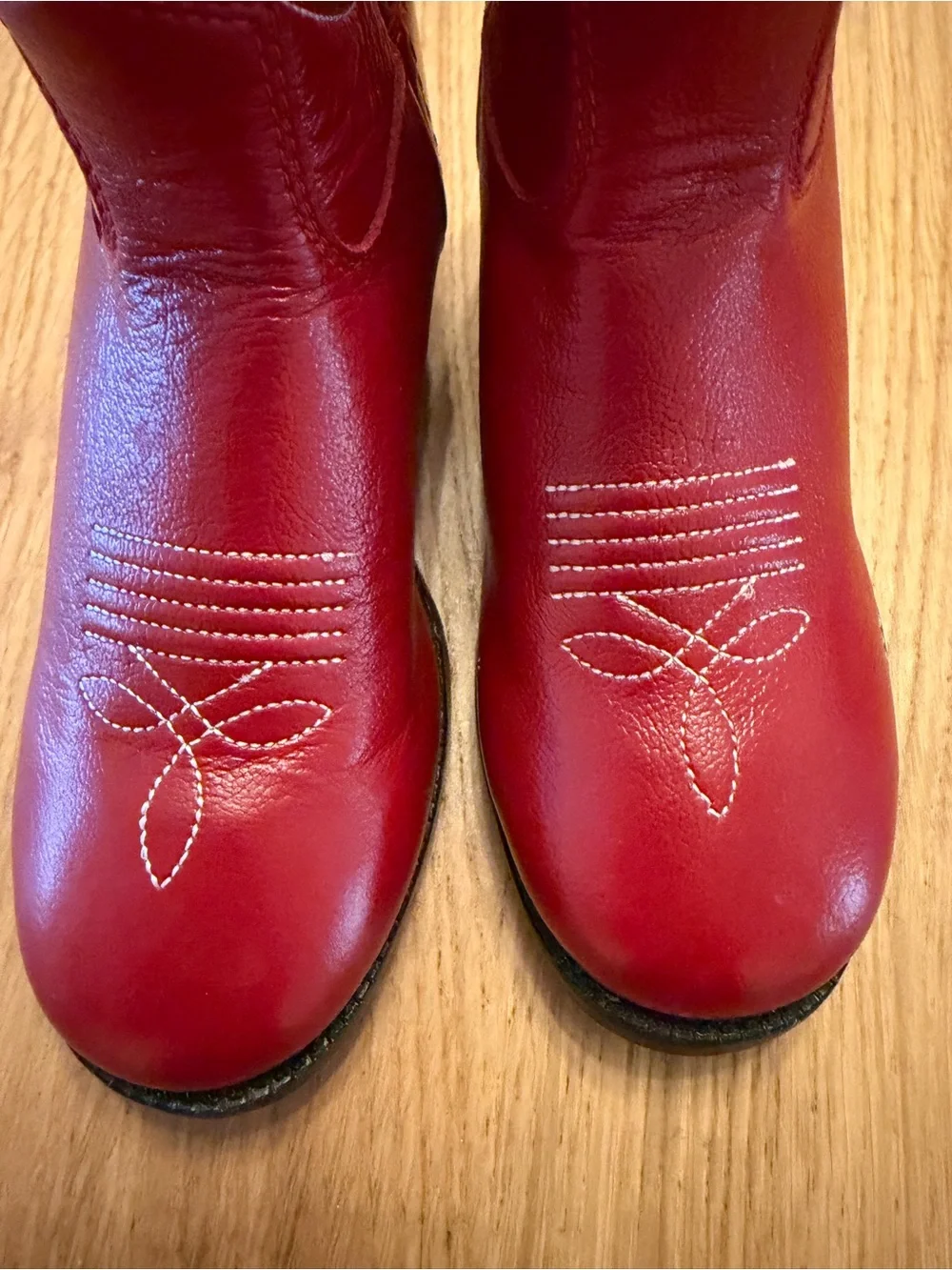 Old West bold red